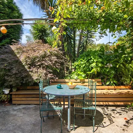 Casa S Martinho * أوليفيرا دي ازميس